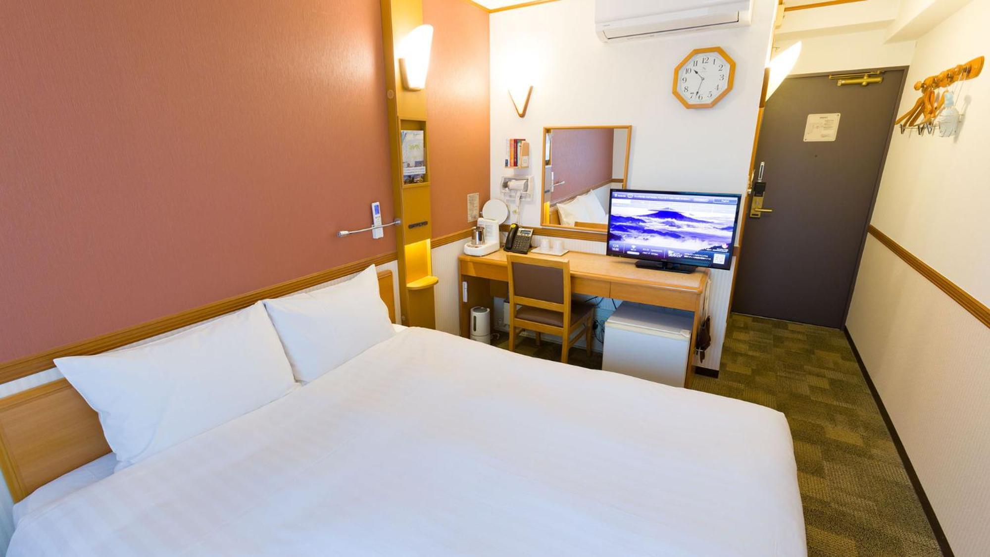 Toyoko Inn Osaka Temmabashi Otemae Room photo