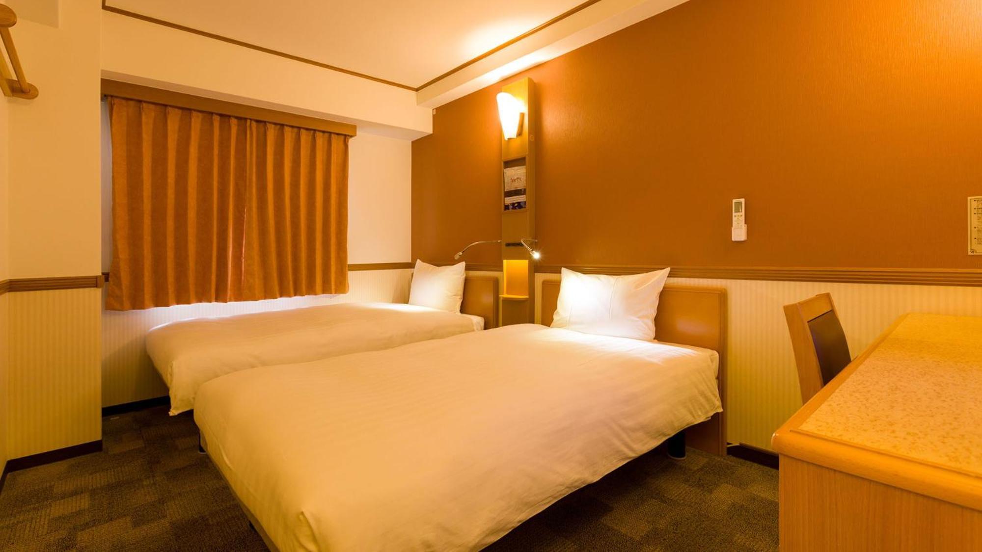 Toyoko Inn Osaka Temmabashi Otemae Room photo