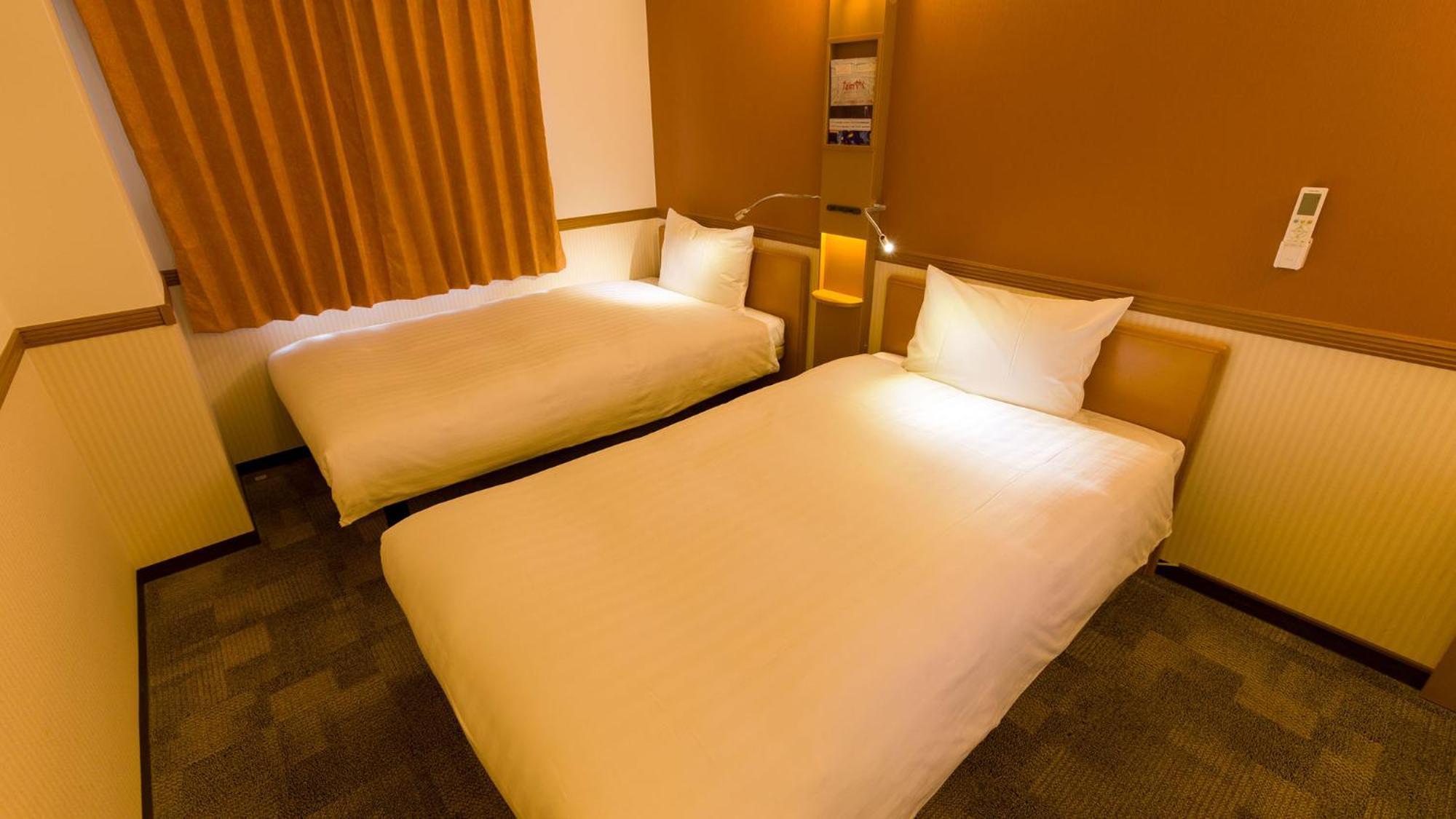 Toyoko Inn Osaka Temmabashi Otemae Room photo